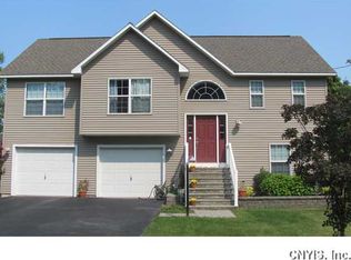 528 Tuscarora Rd, Chittenango, NY 13037