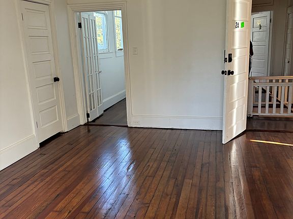 4th image of 1225 Fern St #2A