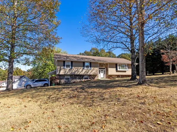 6809 Savannah Estates Dr, Harrison, TN 37341