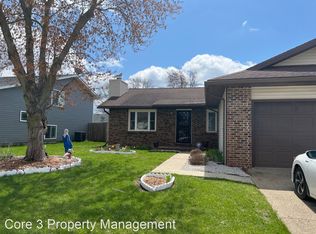 104 Veneto Villa, Springfield, IL 62703
