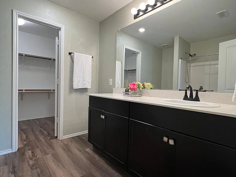1602 Westfall Dr — Photo 20