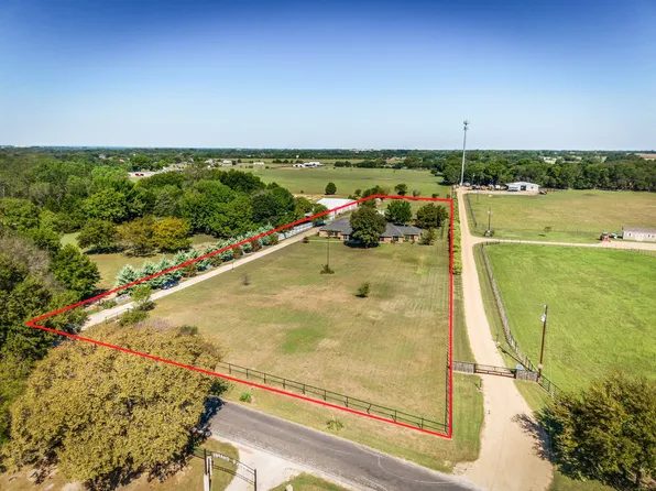 2027 Bells Chapel Rd, Pecan Hill, TX 75165