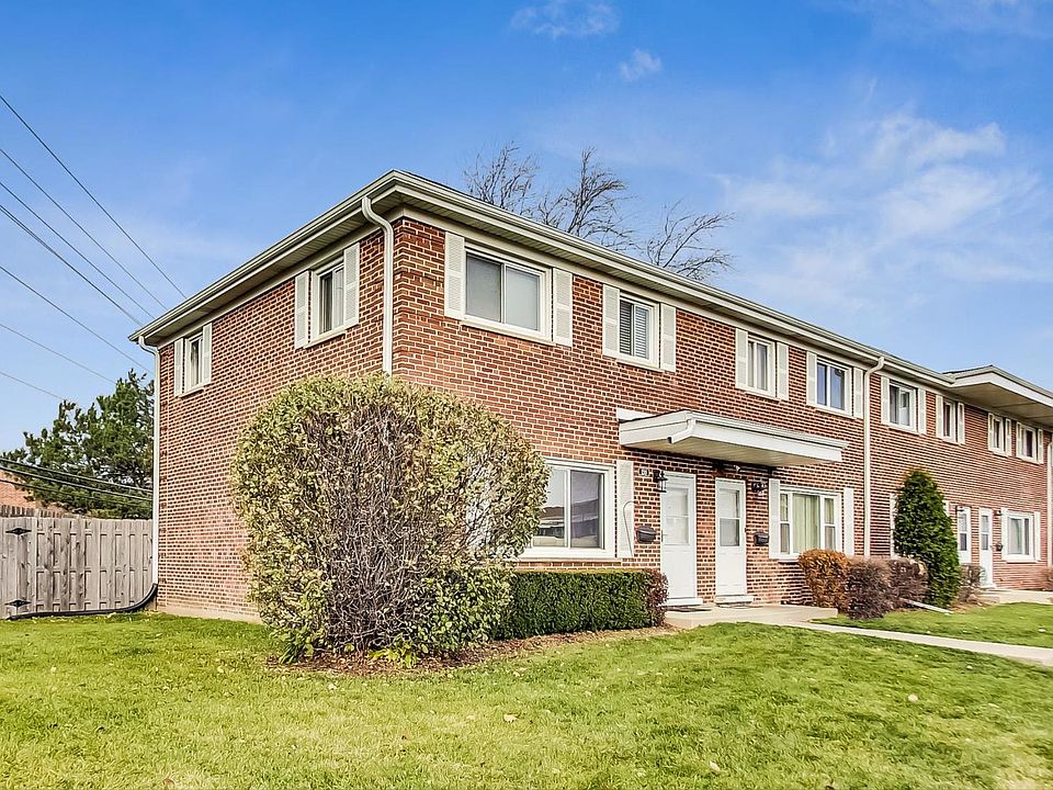 1210 N Boxwood Dr Mount Prospect IL Zillow