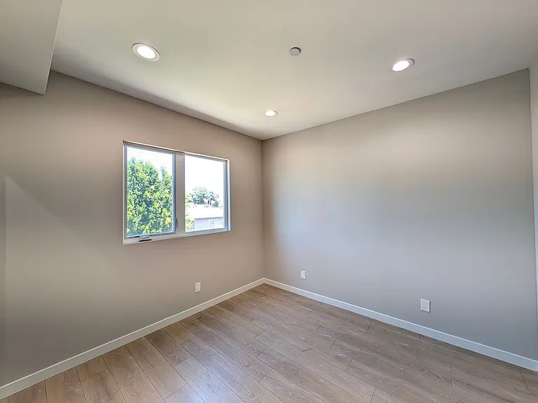 MJM Riverside, LLC — Photo 30