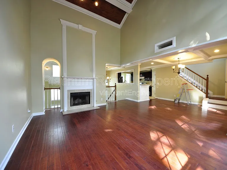 2198 Goodwood Blvd SE — Photo 14