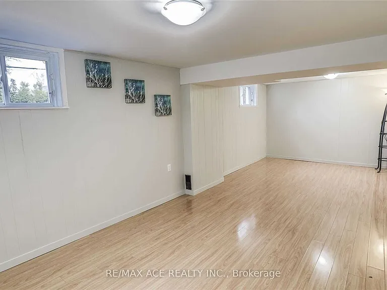 6 Strode Dr #BASEMENT — Photo 5
