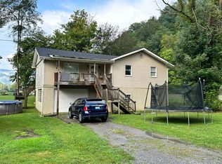 109 Kelly St, Evarts, KY 40828