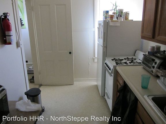 3rd image of 1445 Worthington St #2878211