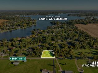15912 Cement City Rd, Brooklyn, MI 49230