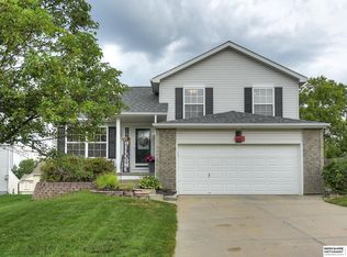 15830 Willow St, Omaha, NE 68136