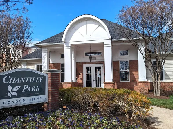 3810 Lightfoot St Unit 309, Chantilly, VA 20151