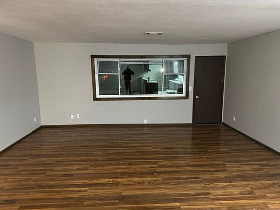 3rd image of 1705 Kimball Ave #1707