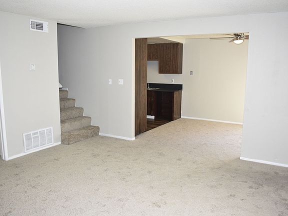 2nd image of 5237 Manzanita Ave APT 2