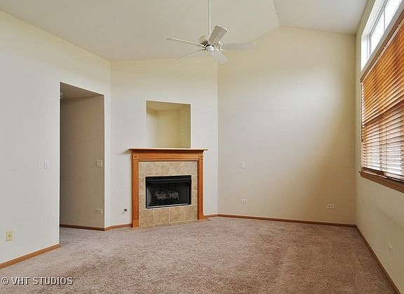 4th image of 2604 Sheehan Ct Unit 202