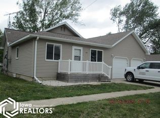 409 8th Ave NE, Belmond, IA 50421