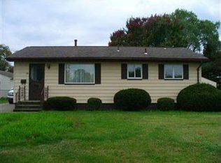 351 Jackson St, Campbell, OH