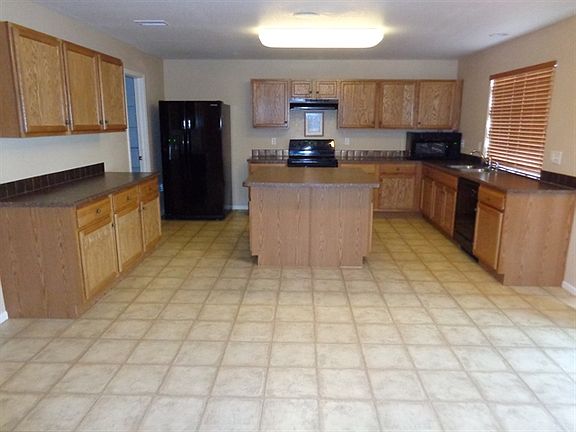 3rd image of 20589 E 55th Ave