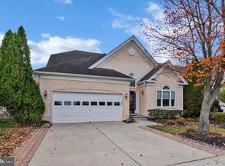 15 Clancy Ct, Marlton, NJ 08053