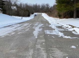 El Vista Dr, Hanover, PA 17331