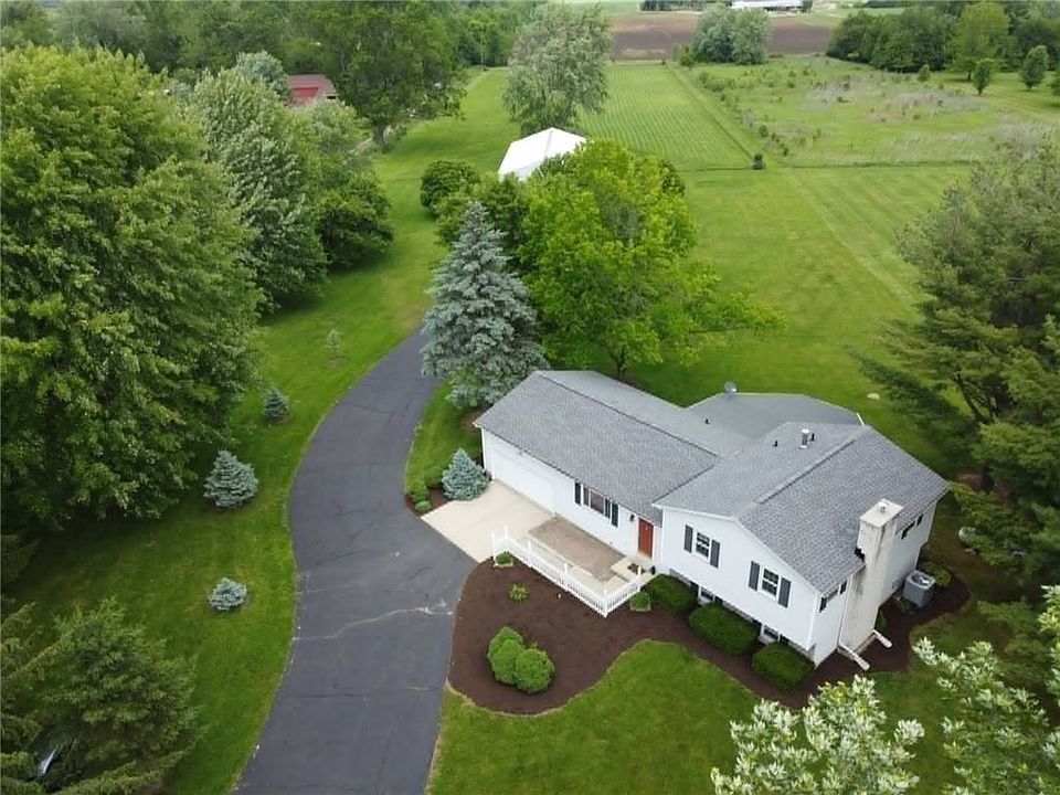 1st image of 2974 Greentree Rd