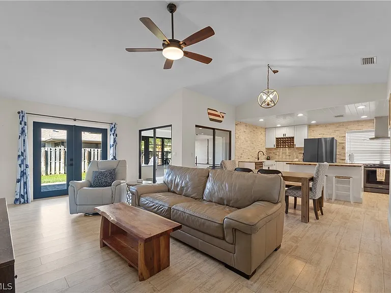 9802 Wildginger Dr — Photo 2