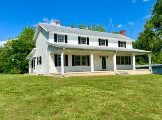 225 Holt Ln, Phenix, VA 23959