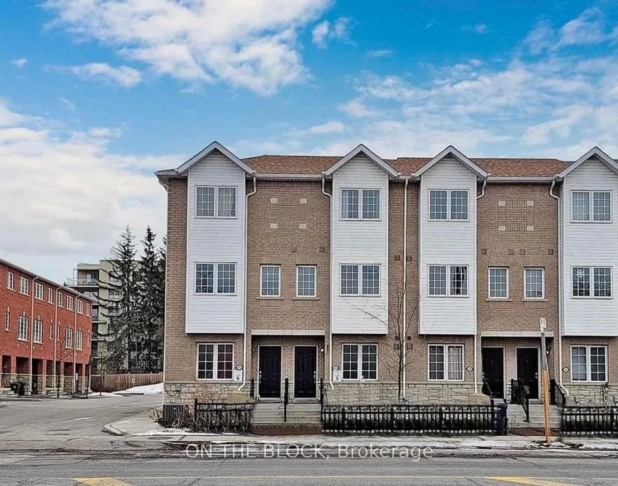 5 bed, $3,700 — Photo 1