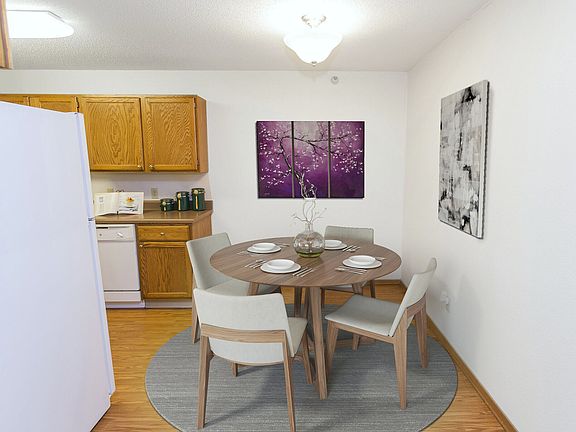 3rd image of 10740 County Road 37 NE APT 218