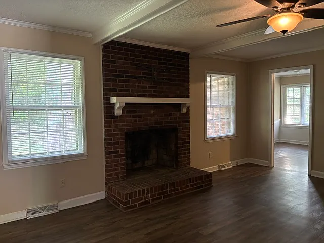 6717 W Friendly Ave — Photo 28