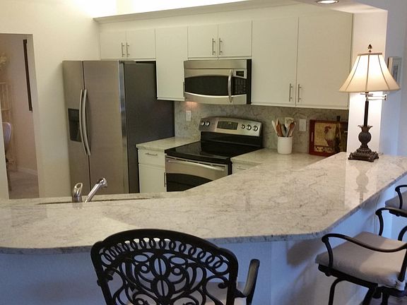 2nd image of 7654 Pebble Creek Cir APT 202