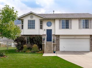 1158 N 240 E, Harrisville, UT 84404