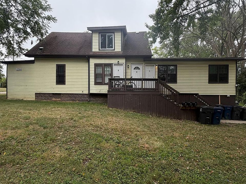 1st image of 1208 W 4th Ave
