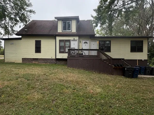 1208 W 4th Ave, Flint, MI 48504