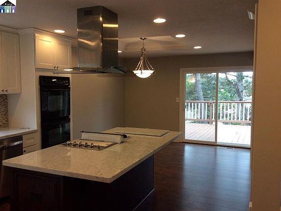 5th image of 316 Holiday Hills Dr