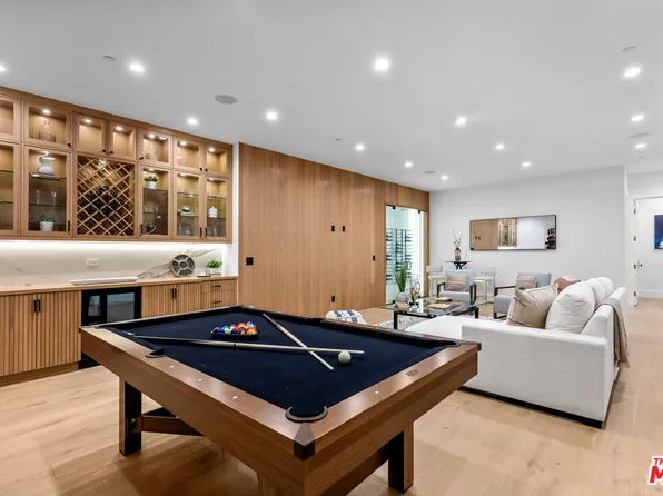 2418 S Beverly Dr, Los Angeles, CA 90034