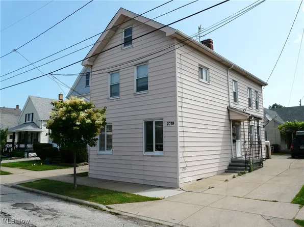 2079 Quail St, Lakewood, OH 44107
