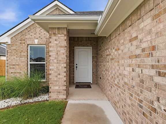 2nd image of 2120 Gabriel Dr
