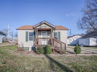 508 E Old Edwardsville Rd, Roxana, IL 62084