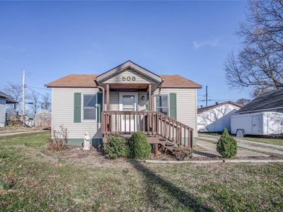 508 E Old Edwardsville Rd, Roxana, IL, 62084