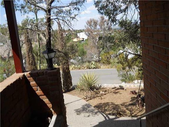 3rd image of 3016 Mesa Verde Ln