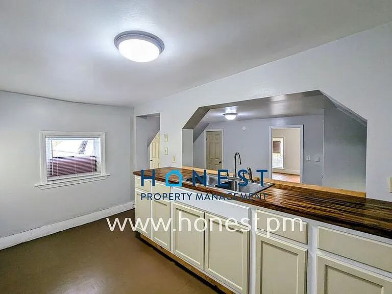 36 Prospect St #2 — Photo 3