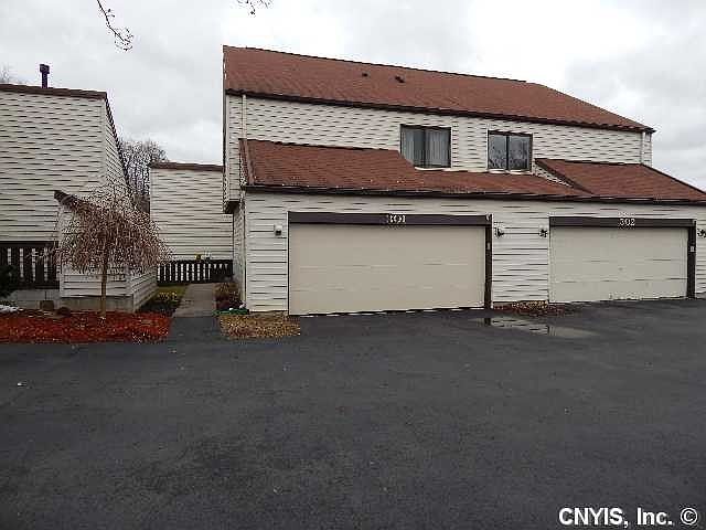 1st image of 301 Woburn Dr