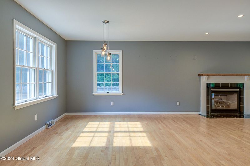 5th image of 5416 Parkis Mills Road