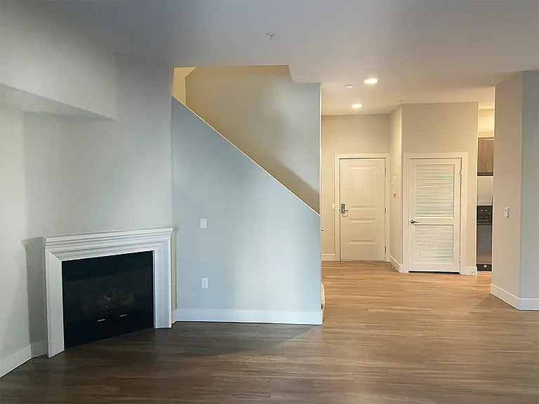 2 BR townhouse style apartment