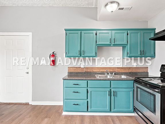 4th image of 327 Thomas Jefferson Hwy #7
