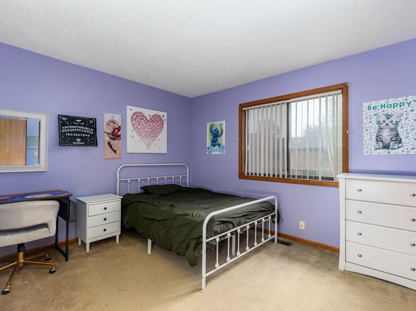 1312 Dupont Ave APT B, Morris, IL 60450
