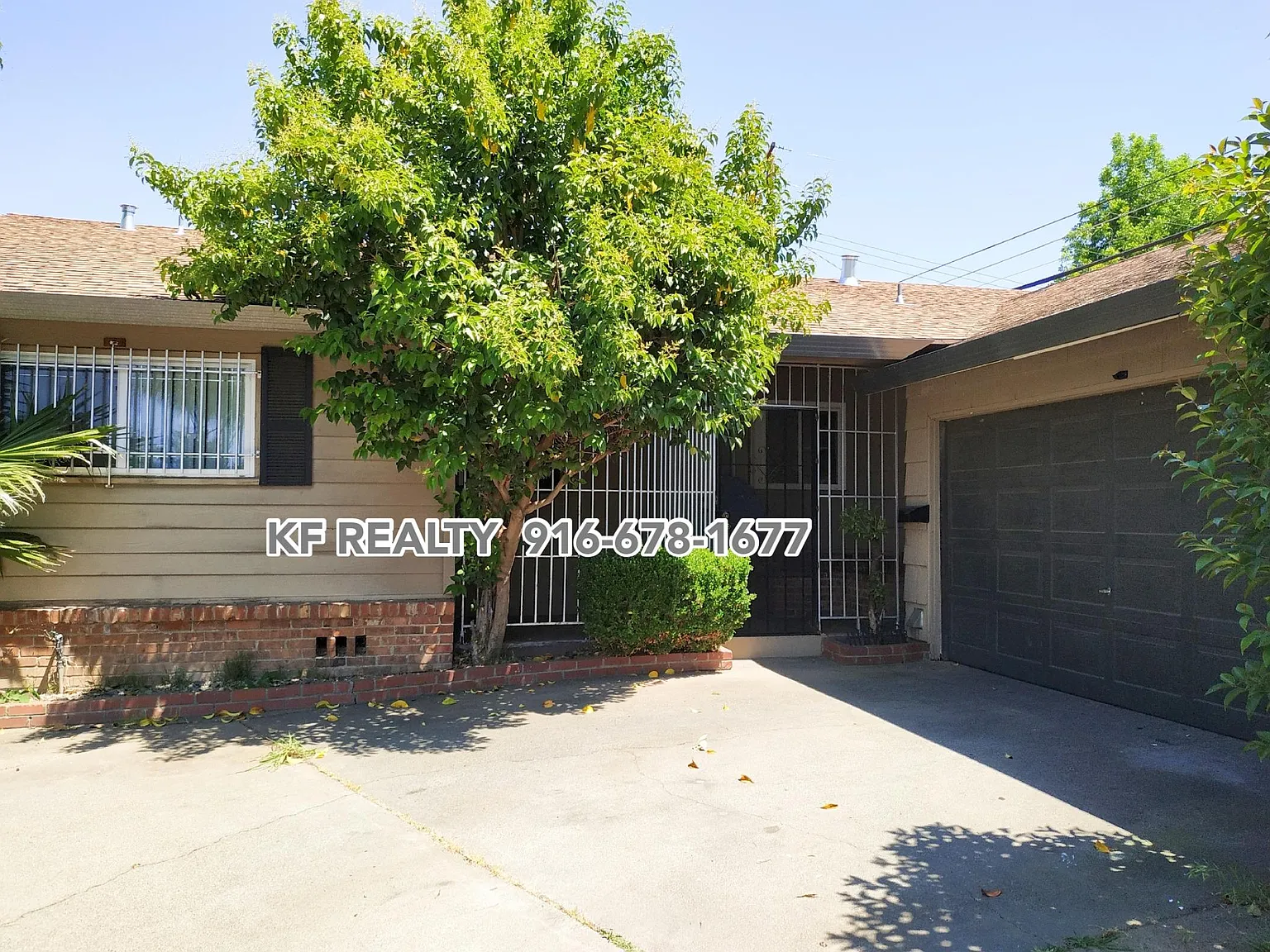 4901 McGlashan St photo 1