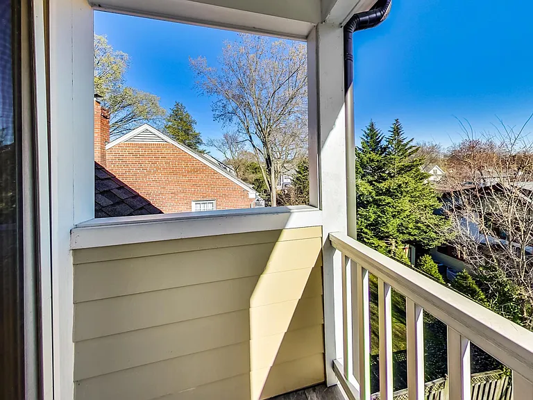 5130 Bradley Blvd — Photo 17