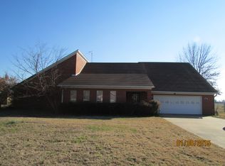 309 Cottonwood Ln, Blytheville, AR 72315