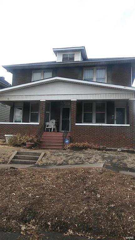 2457 State St photo 1